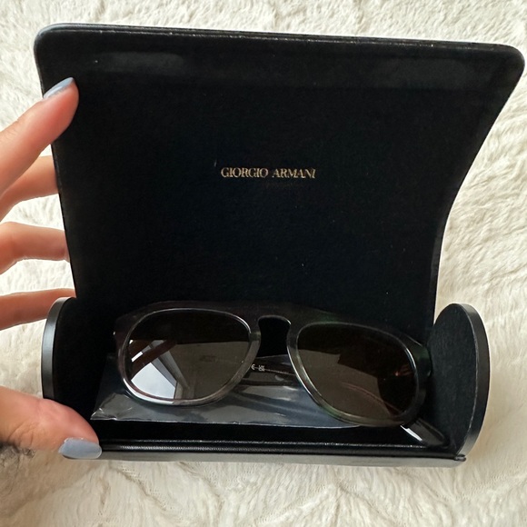 Giorgio Armani Men’s irregular-shaped sunglasses - Picture 15 of 15